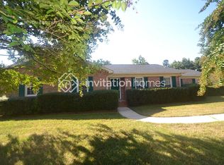 6536 Brushwood Dr, Charlotte, NC 28262