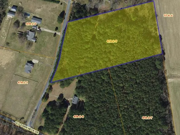 5 Harbor Ln, Eastville, VA 23347