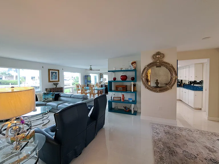 1 Colony Point Dr — Photo 15