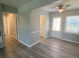 1022 E San Antonio Dr APT D, Long Beach, CA 90807