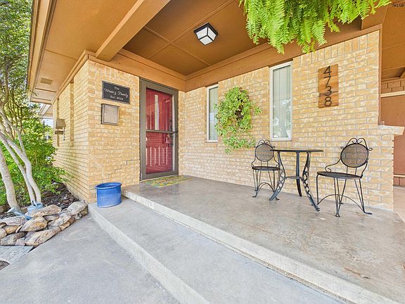 4th image of 4739 Augusta Ln