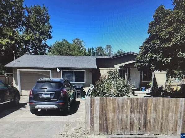260 Charlotte St NE, Albany, OR 97322