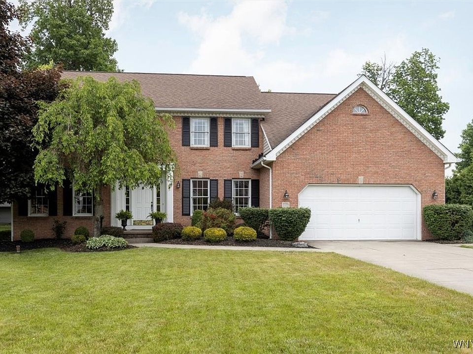 1st image of 5559 Pine Loch Ln