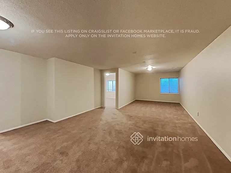 22226 E Oberlin Pl — Photo 11
