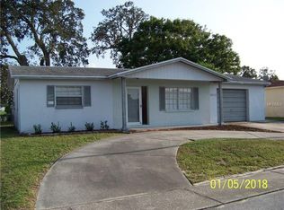 8026 Simsbury Dr, Port Richey, FL 34668