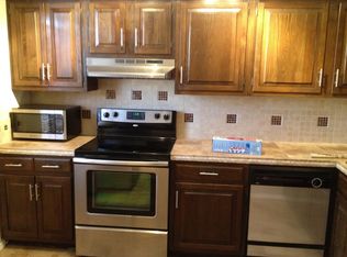 932 Manor Mall, Ardmore, OK 73401