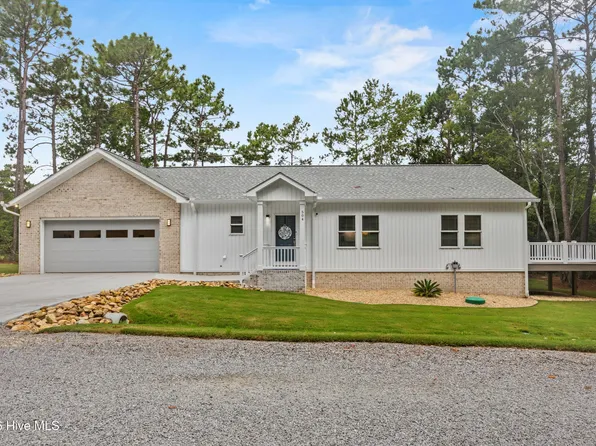 504 Cypress Circle SW, Shallotte, NC 28470