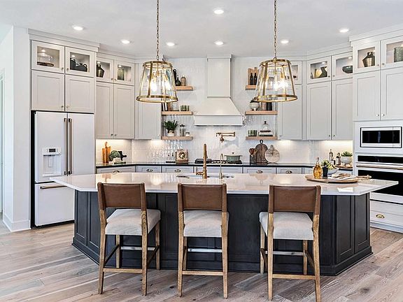 The Monterey - Kitchen