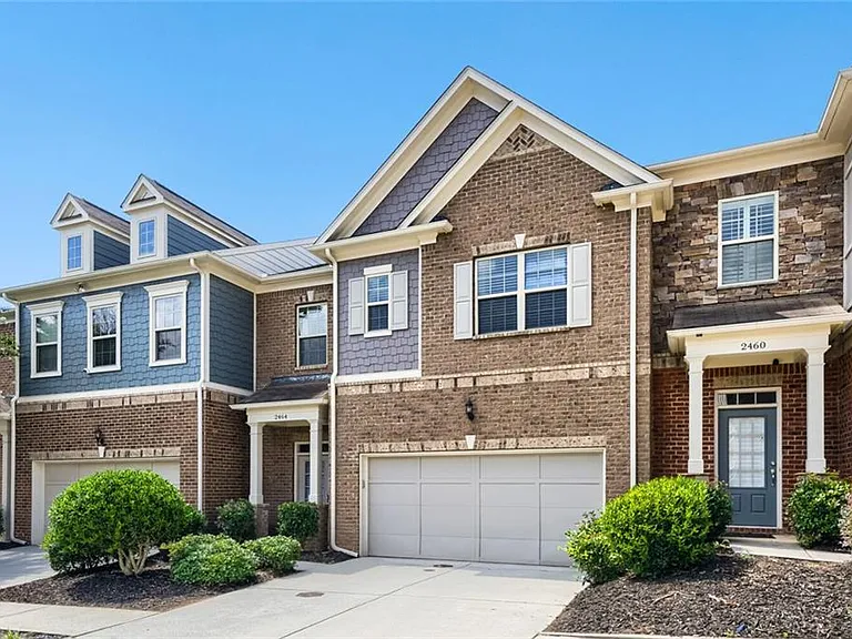 2464 Norwood Dr SE — Photo 2