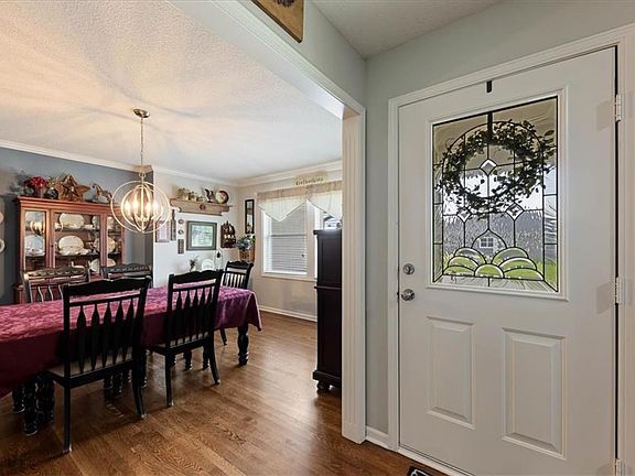 5th image of 603 Canyon Dr
