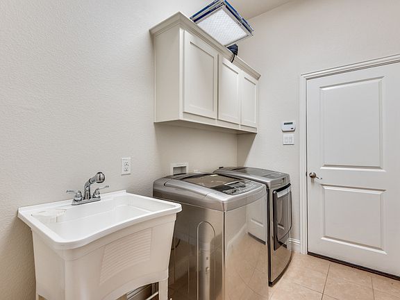 4th image of 2364 Mare Rd