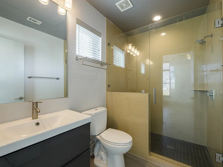 1412 S Jennings Ave — Photo 10