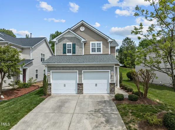 3025 Remington Oaks Cir, Cary, NC 27519