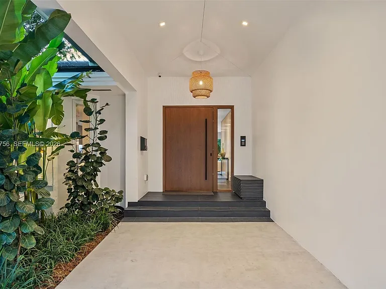 4801 Bay Point Rd — Photo 12