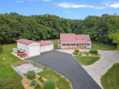 1682 N 2175 East Rd, Findlay, IL, 62534