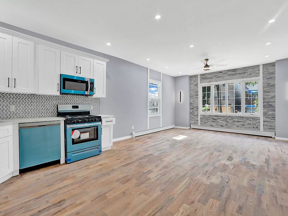 1st image of 3492 Kingsland Ave