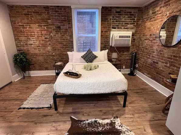 (undisclosed Address), Columbus, OH 43215