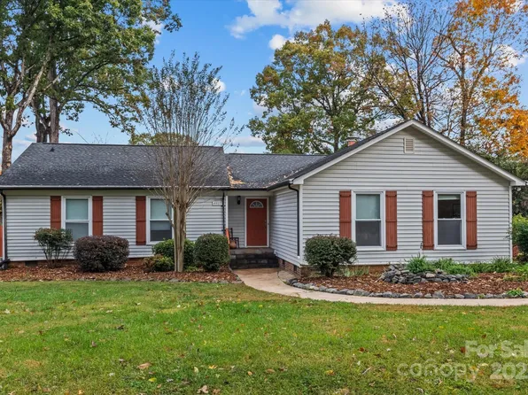 4407 Oak Ln, Charlotte, NC 28213