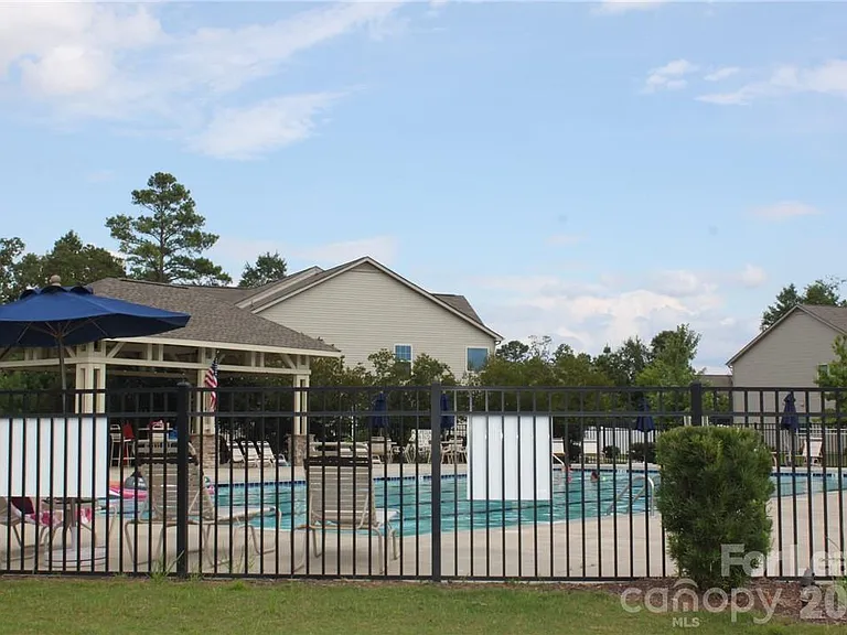 6017 Sweetbay Ln — Photo 35