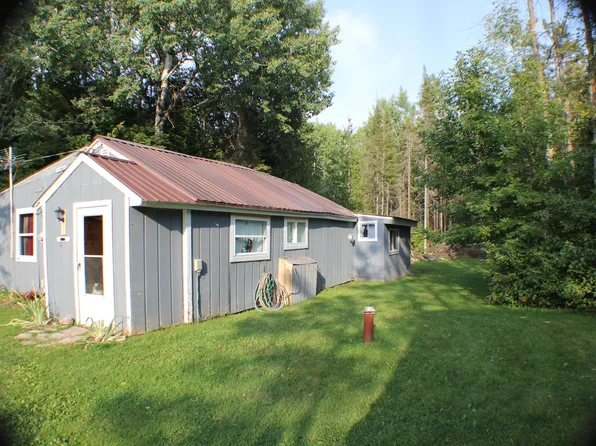 31165 S Maxton Rd, Drummond Island, MI 49726