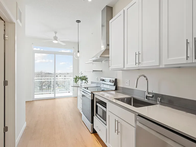 Plan C | Kitchen