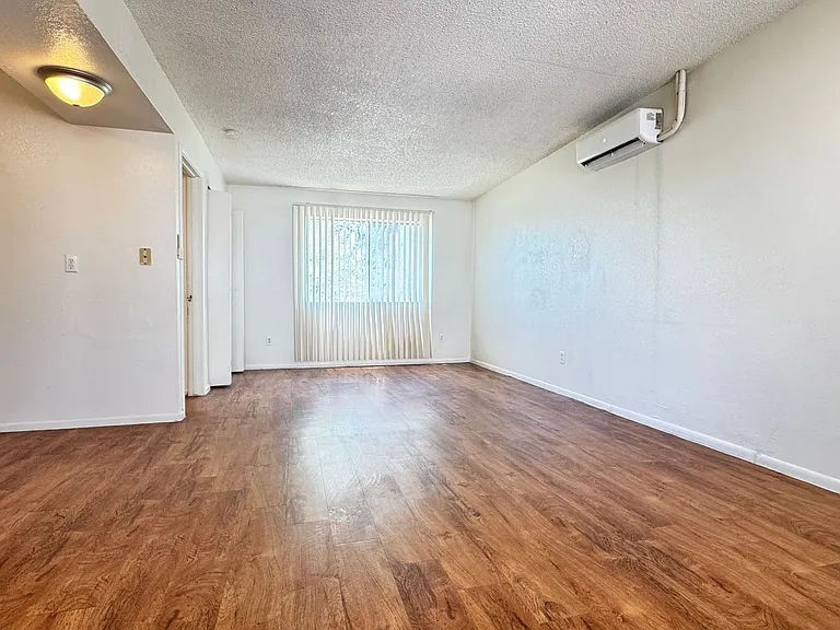 North Central (Stone and Prince), 2 story apartment complex with a/c! — Photo 22