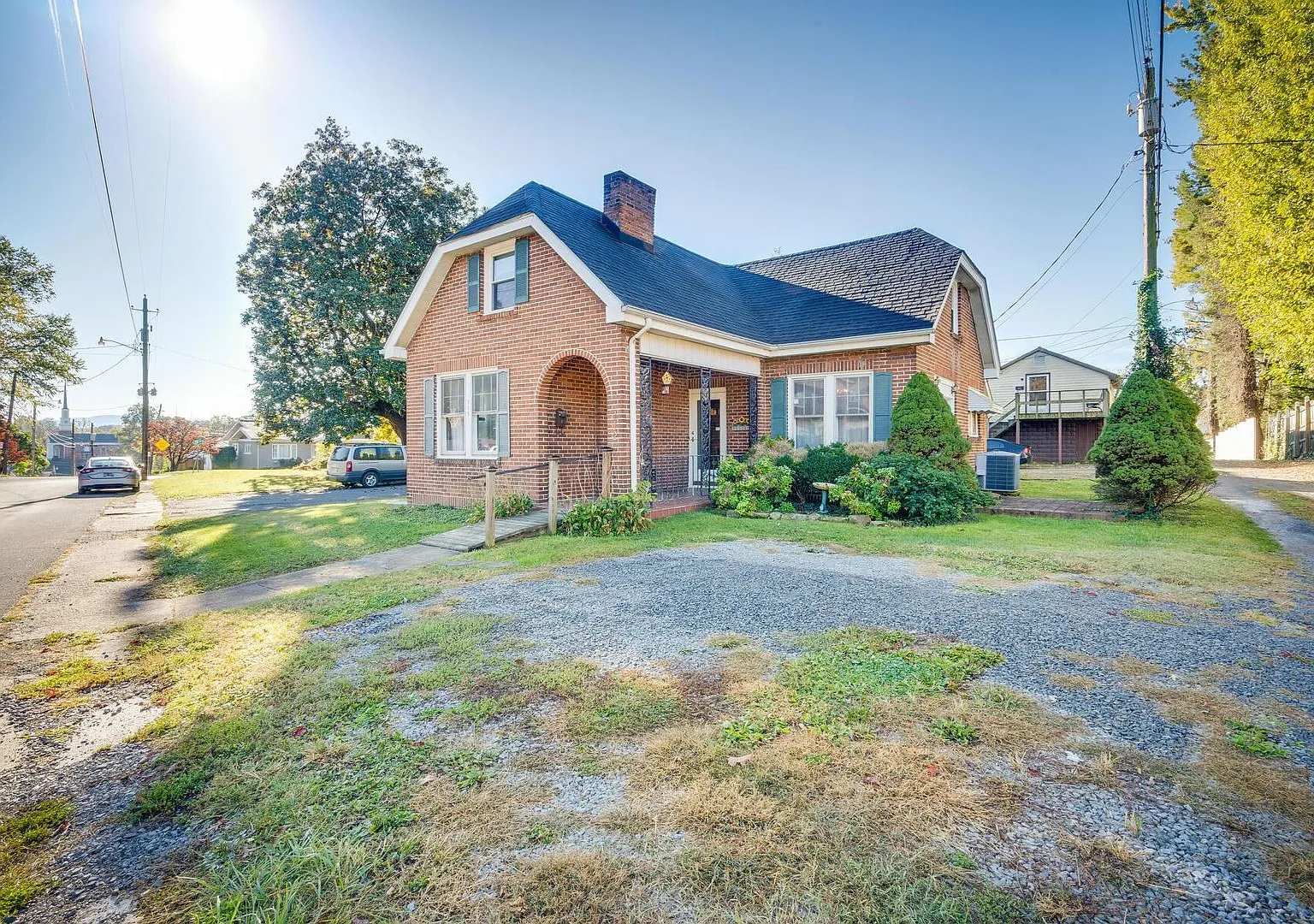 Coming Soon!! Charming 3 bed 2 Bath | Sunroom + Garage + Patio | Summer Special ! — Photo 2