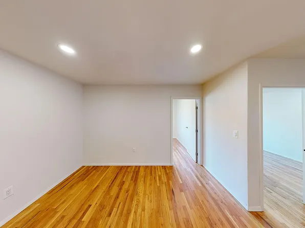 284 Mott St, New York, NY