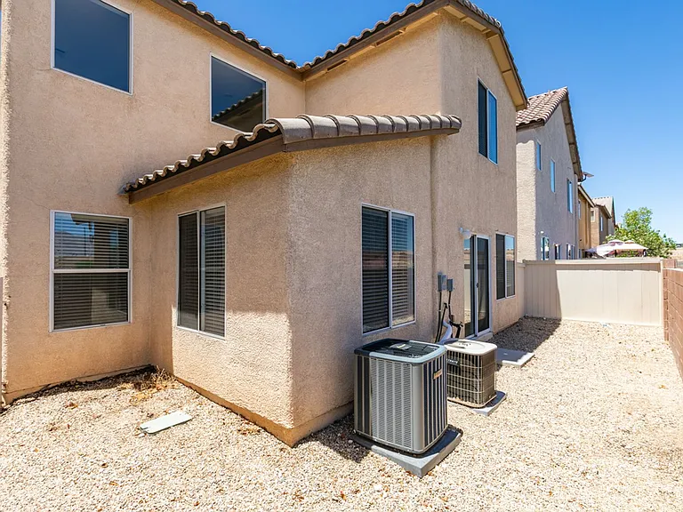 8424 Walker Gardens Pl — Photo 43