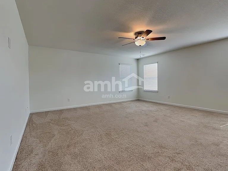 4837 Billingsgate Ln — Photo 10