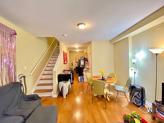 2nd image of 2010 N Carlisle St #B