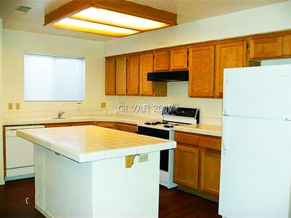 2nd image of 1101 Lumina Ct #0