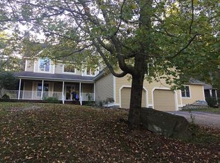 98 Munyan Rd, Putnam, CT 06260