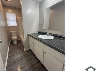 7007 NW 12th St, Oklahoma City, OK 73127