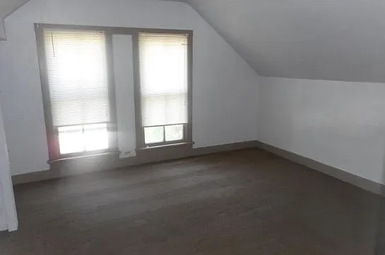 Large Bedroom