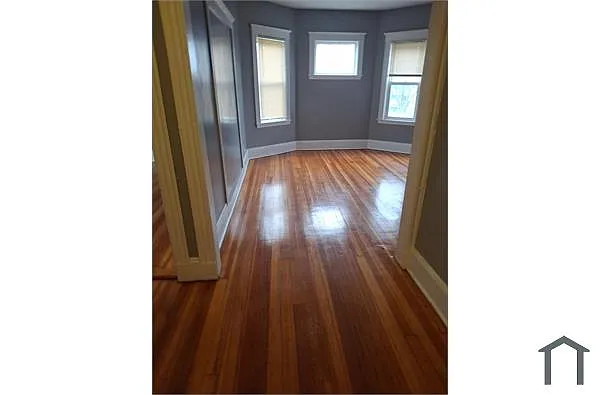 Building Photo - 61 Topliff St #3