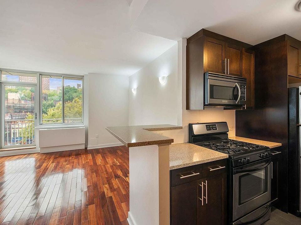 1st image of 454 Manhattan Ave APT 6Q