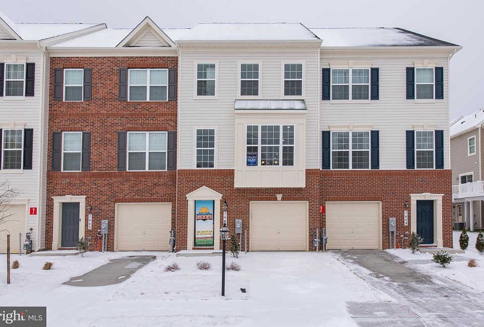 1st image of 7447 Tanyard Knoll Ln