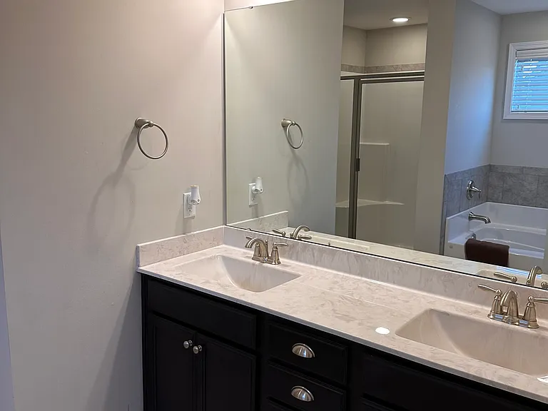 325 Gadson Dr — Photo 8