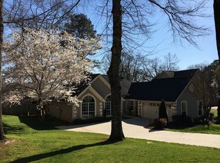 12395 Greenmont Walk, Alpharetta, GA 30009