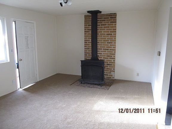 5th image of 3214 S 221st St