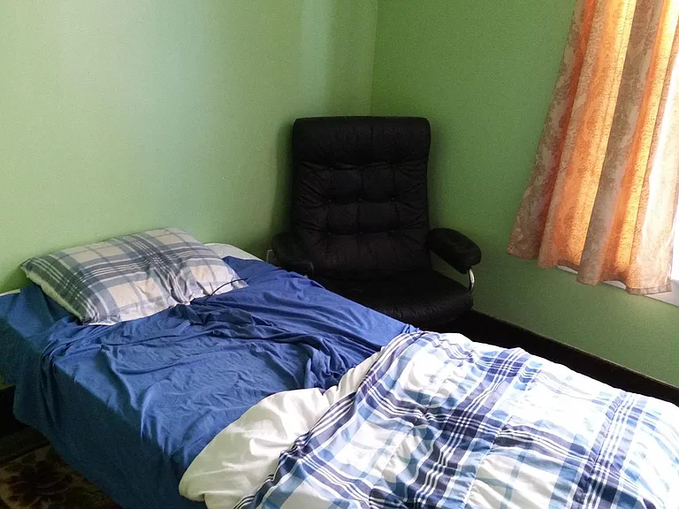 Room 2 to be rented