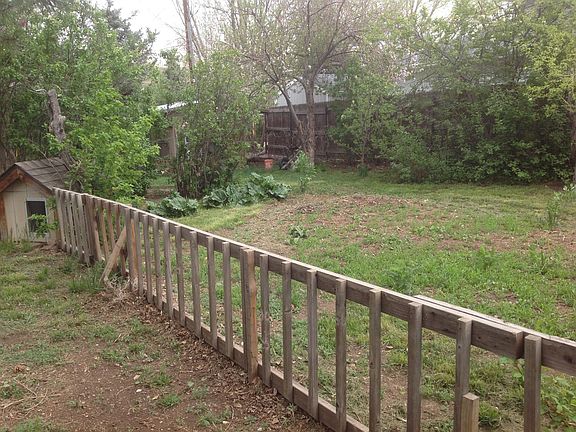 Backyard Garden with insulated dog house