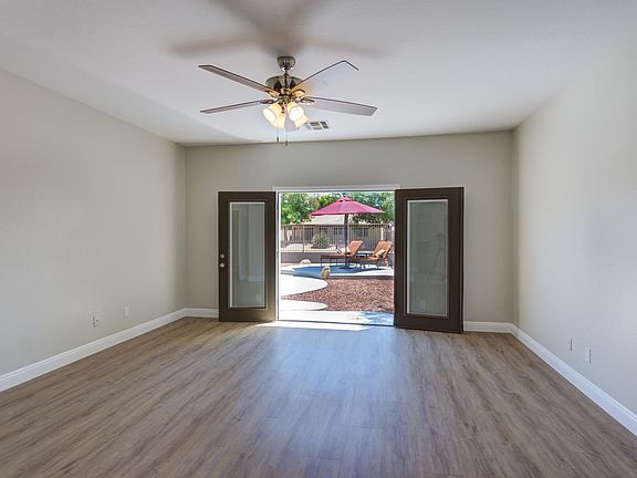 5th image of 659 S Canfield