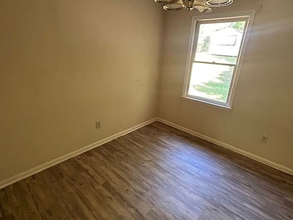 5th image of 174 Chestlehurst Rd