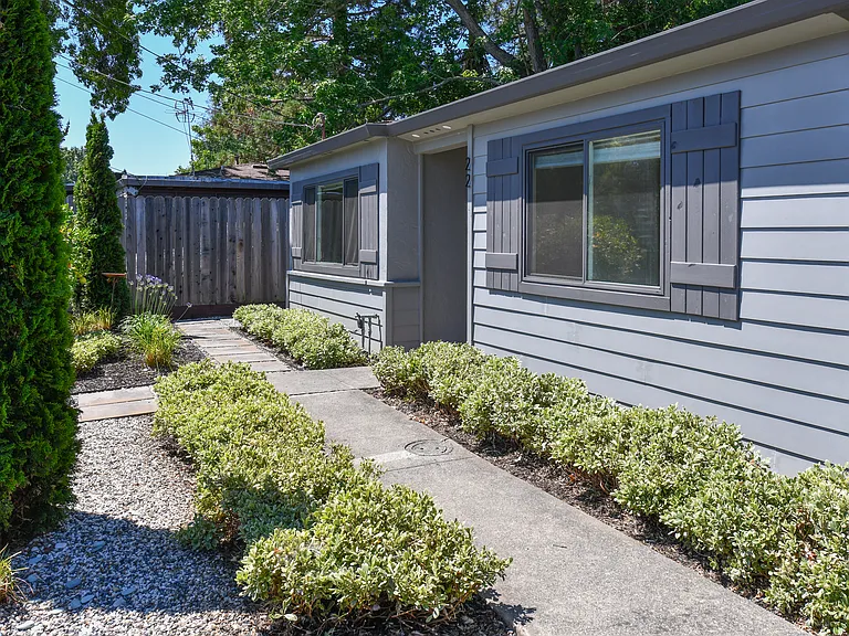 22 Patrick Ct — Photo 32