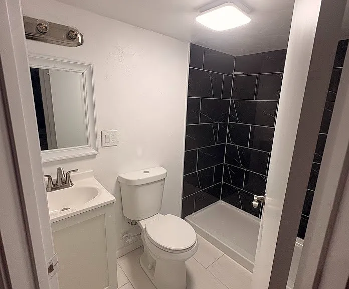 135 Lawndale Ave — Photo 7