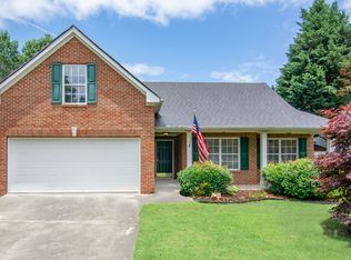140 Wildcat Bluff Ct, Lawrenceville, GA 30043