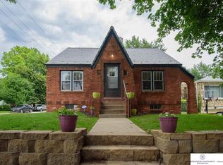 2059 N 61st St, Omaha, NE 68104