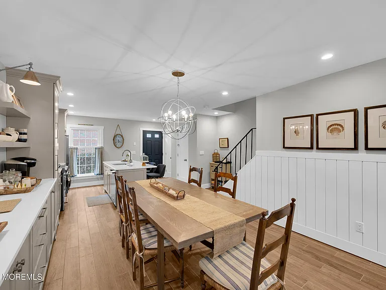 51 Wyckham Rd — Photo 13